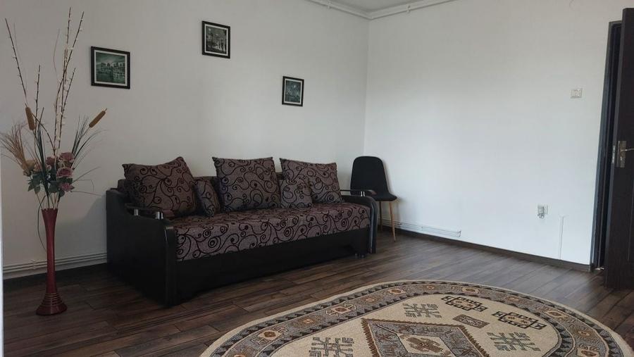 Garsonieră nedecomandată în Drumul Carului