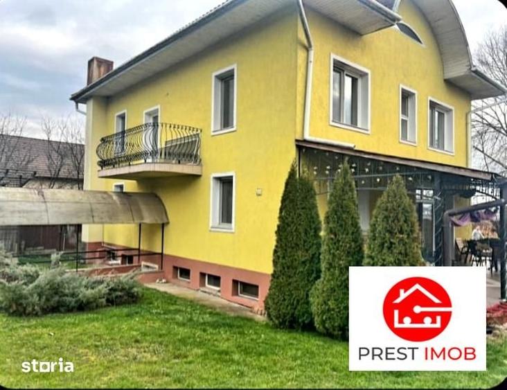Casă cu 3 camere cu Teren 900 Mp în Unirii