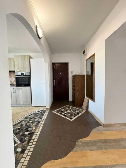 Apartament cu 3 camere decomandat în Nord