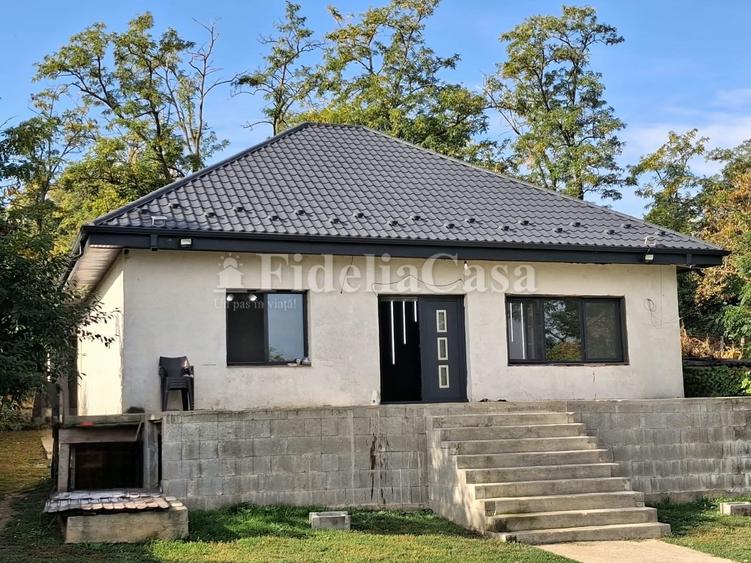 Casă cu 3 camere cu Teren 700 Mp în Rediu