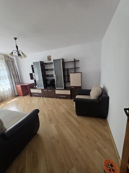 Apartament cu 2 camere decomandat în Unirii Sud