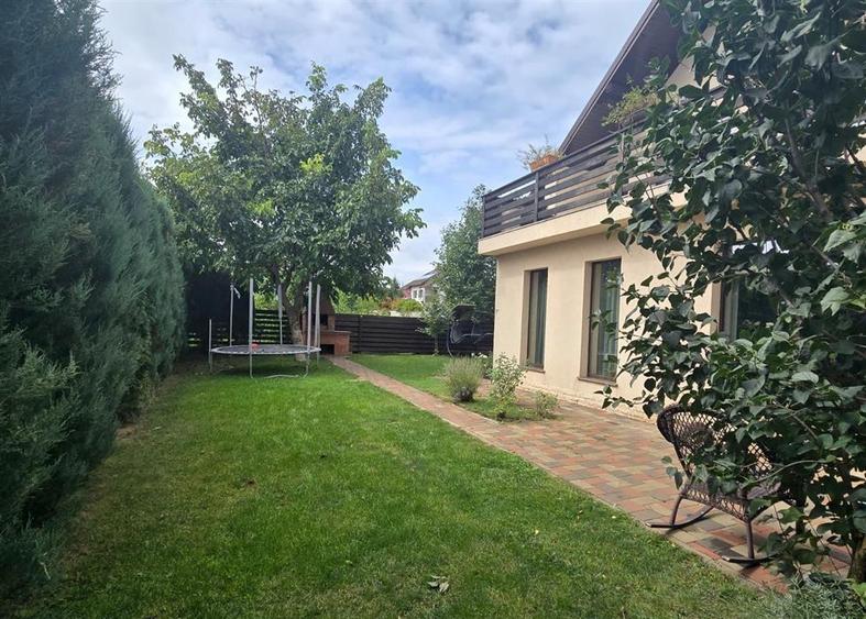 Casă individuală cu 4 camere cu Teren 500 Mp în Sfântu Ilie
