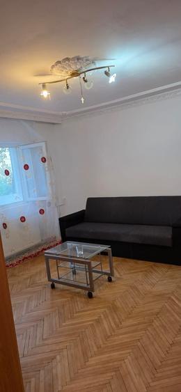 Apartament cu 2 camere semidecomandat în Periam