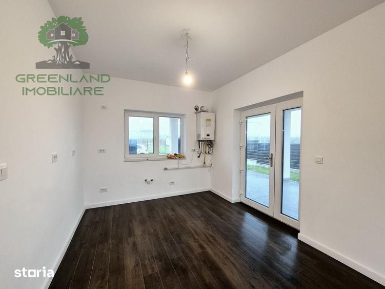 Casă cu 4 camere cu Teren 500 Mp în Cug