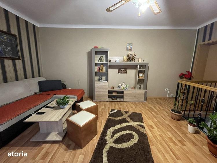 Casa cu doua apartamente si curte zona Turnisor - 5