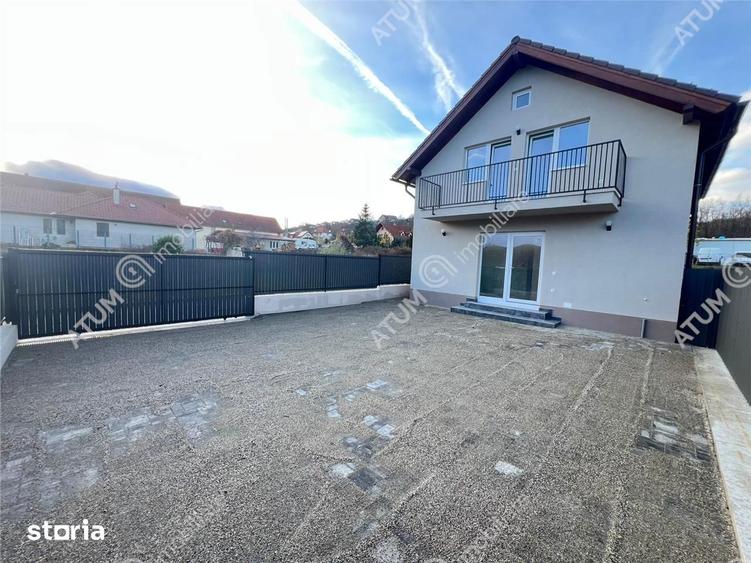 Casă cu 4 camere decomandat cu Teren 250 Mp în Central