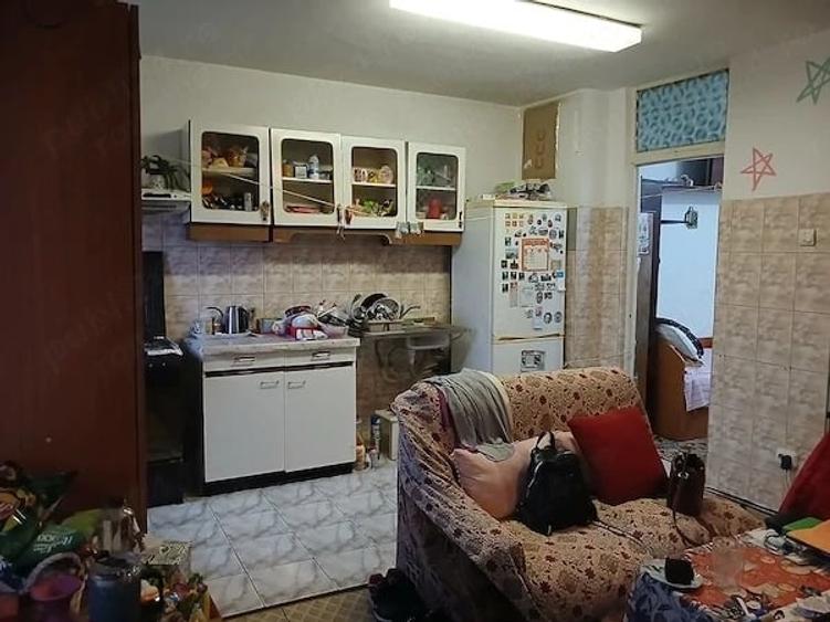 Garsonieră decomandată în Lacul Tei