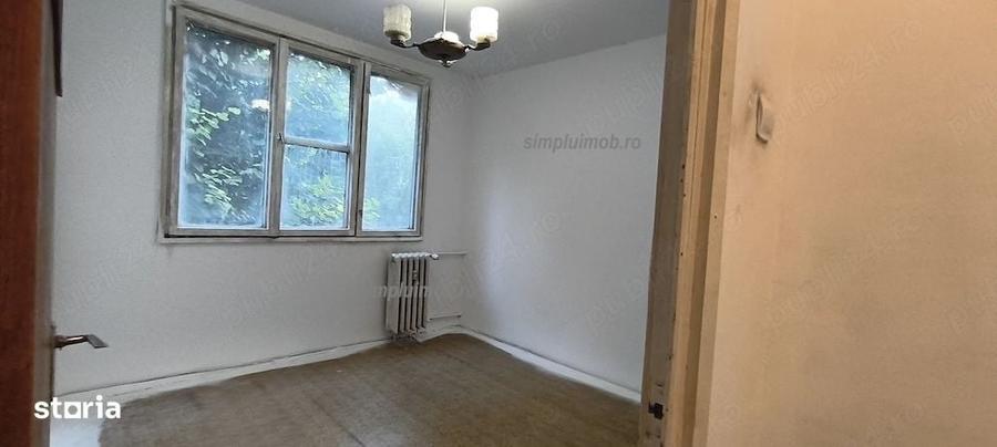 Apartament cu 3 camere în Brâncoveanu