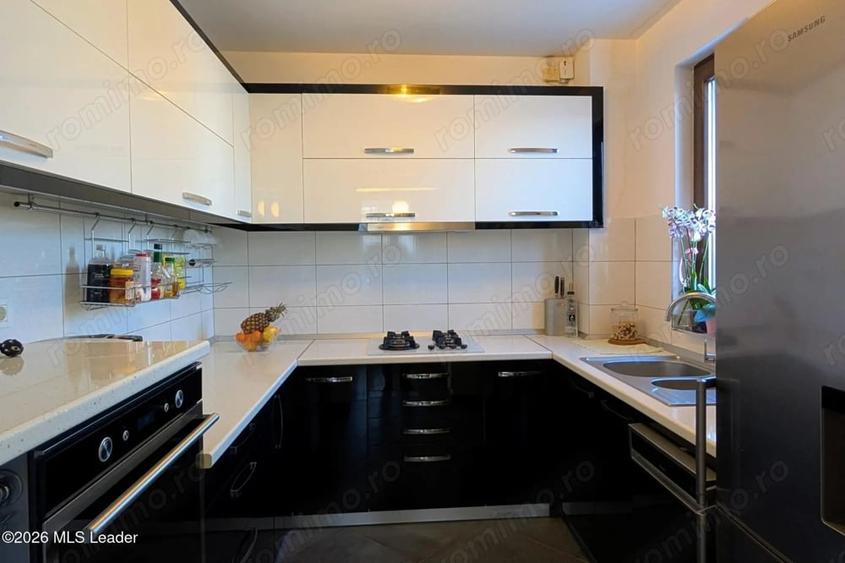 Spațiu comercial, de 730 mp, în Central