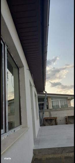 Casă cu 4 camere cu Teren 530 Mp în Cumpăna