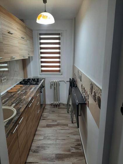 Apartament cu 2 camere decomandat în Brâncoveanu