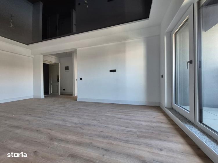 Apartament cu 3 camere decomandat în Tătărași