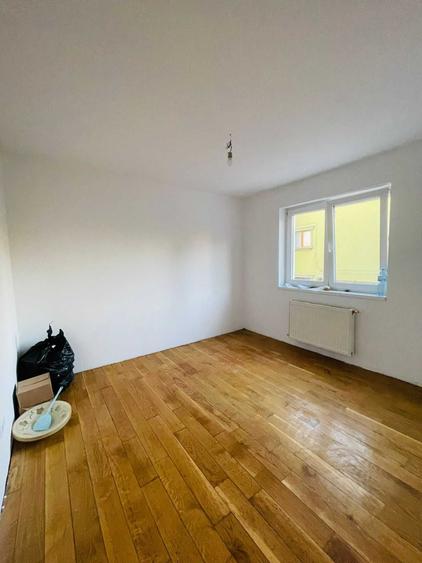 Apartament cu 2 camere decomandat în Ștrand