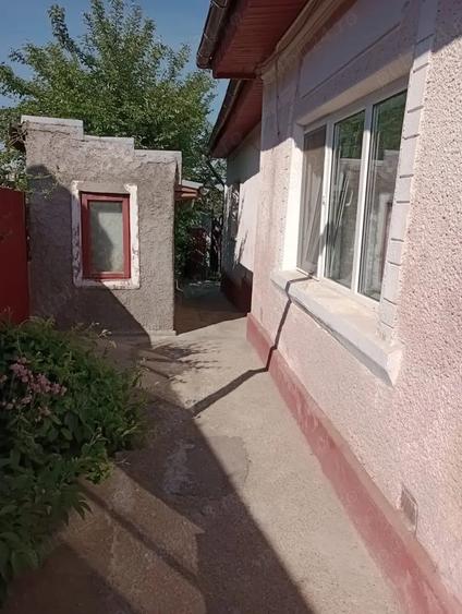 Casă cu 3 camere cu Teren 770 Mp în Central