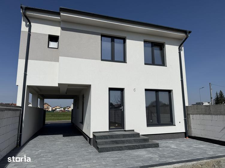 Casă cu 4 camere cu Teren 600 Mp în Țiglari