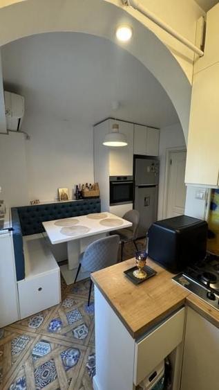 Apartament cu 3 camere decomandat, mobilat în Calea Călărașilor