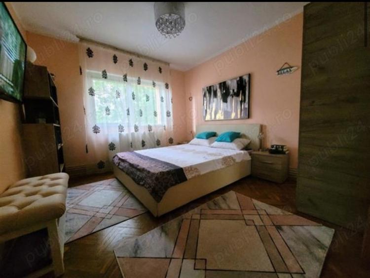 Apartament cu 3 camere decomandat, mobilat în Aradului
