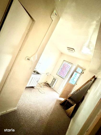 Apartament cu 4 camere în Colentina