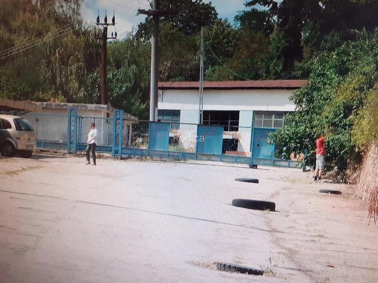 orsova - vanzare teren 18.986 mp si constructii