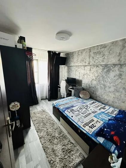 Apartament cu 3 camere decomandat, mobilat în Brazda lui Novac