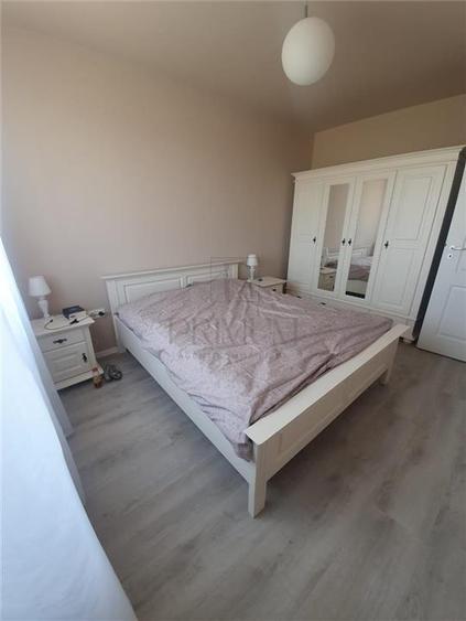 Apartament cu 2 camere semidecomandat în Giroc