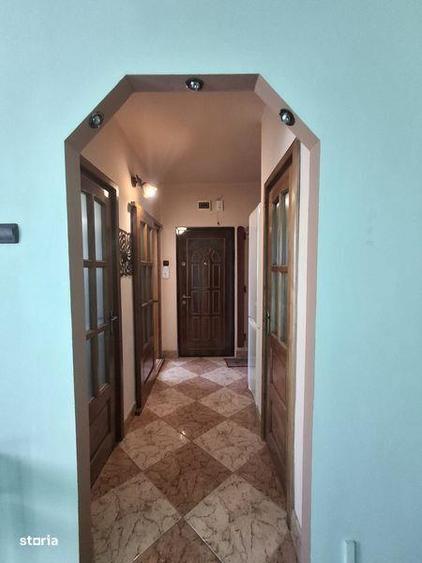 Apartament cu 3 camere decomandat, mobilat în Ultracentral