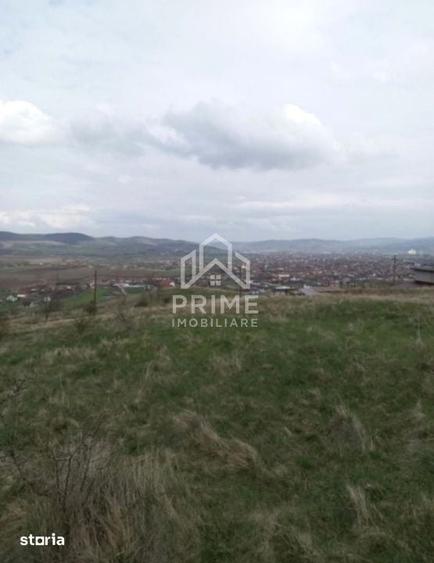 Teren de 430 mp, în Central