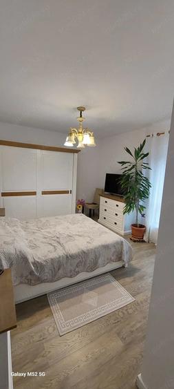 Apartament cu 4 camere decomandat în 13 Septembrie