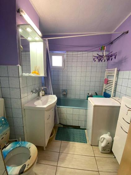 Apartament cu 3 camere decomandat în Tudor
