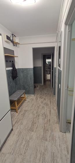 Casă cu 2 camere decomandat în Central