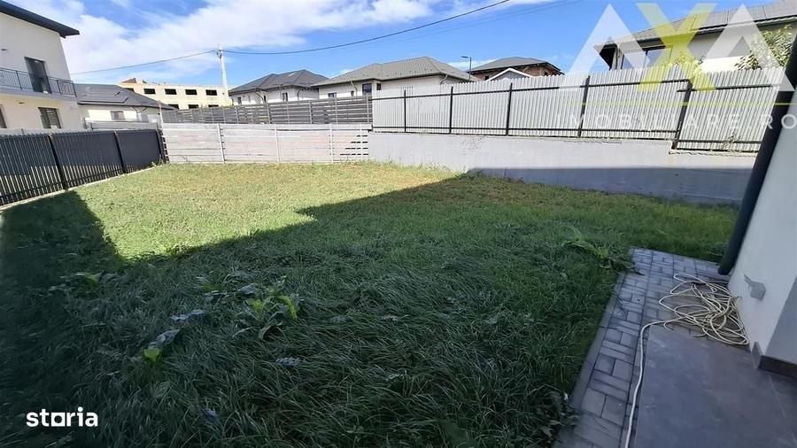 Casă cu 3 camere în Uricani