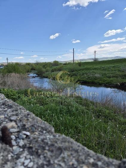 Casă individuală cu 3 camere cu Canalizare în Feldioara