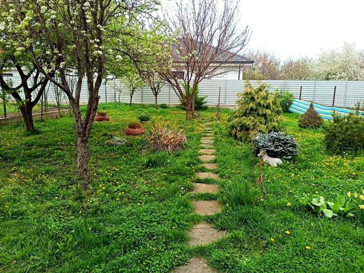 Casă cu 3 camere în Bujac