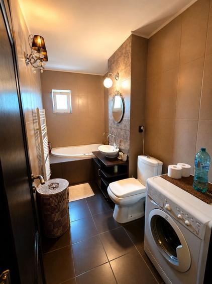 Apartament cu 2 camere decomandat în Exterior Vest