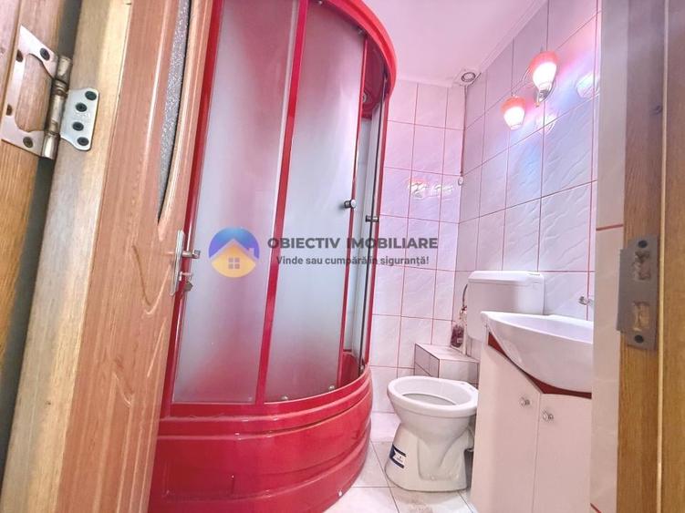 Apartament cu 3 camere decomandat în Precista