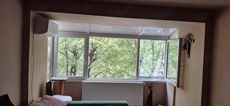 Apartament cu 2 camere semidecomandat în Tipografilor