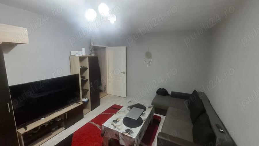 Apartament cu 2 camere semidecomandat în 14 Mai