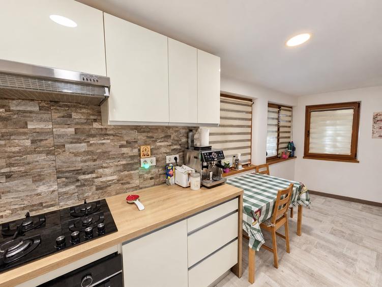 Apartament cu 2 camere semidecomandat în Siderurgiștilor