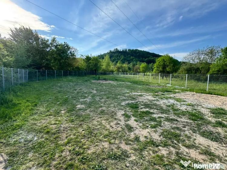 Casă cu 3 camere cu Teren 9000 Mp în Tăuții-Măgherăuș