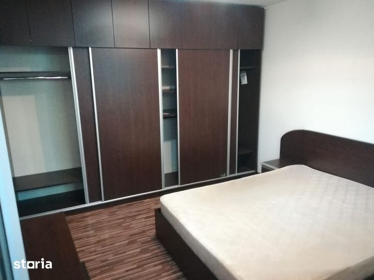 Apartament cu 3 camere decomandat, mobilat în Titan — fotografia 1