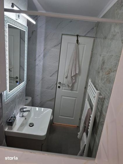 Apartament cu 4 camere decomandat în Ultracentral