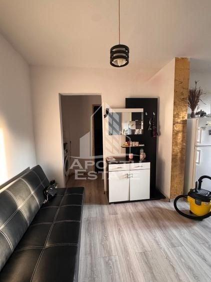 Apartament cu 2 camere decomandat în Lipovei