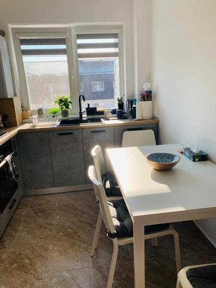 Apartament cu 2 camere decomandat în Sânpetru