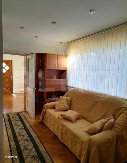 Casă cu 3 camere în Central
