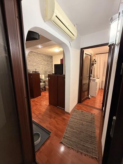 Apartament cu 2 camere decomandat în Est