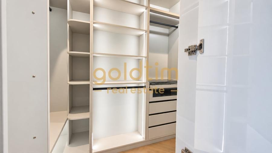 Apartament cu 3 camere semidecomandat, mobilat în Iancu Nicolae