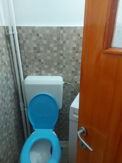 Garsonieră decomandată în Sud