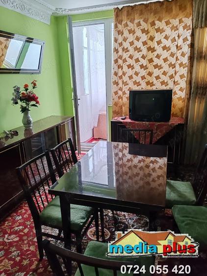 Apartament cu 3 camere semidecomandat în Central