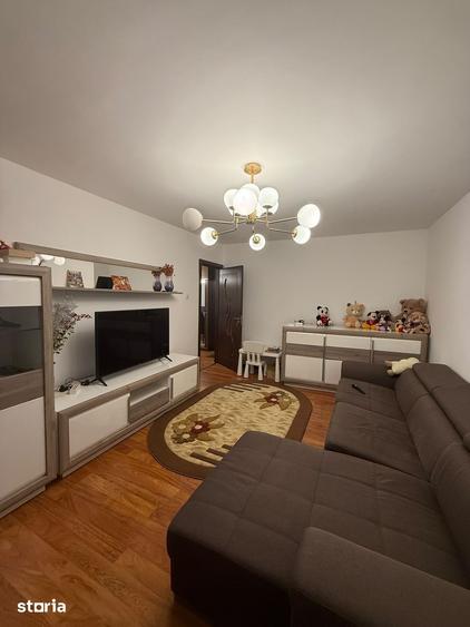Apartament cu 2 camere decomandat în 1 Mai