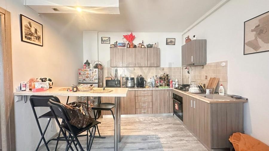 Apartament cu 2 camere semidecomandat, mobilat în P-ța Muncii